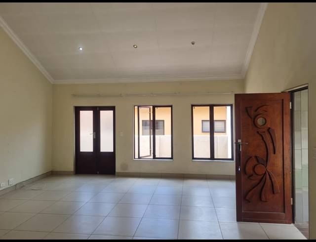 3 BEDROOM PROPERTY TO RENT IN NORTH RIDING